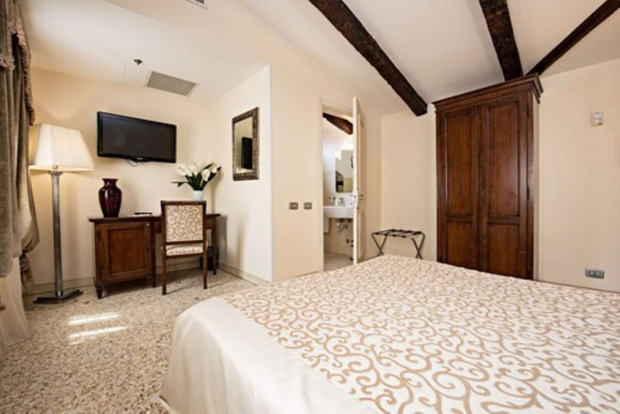 Hotel Dell'Opera Veneza Exterior foto