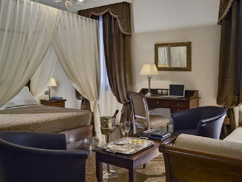 Hotel Dell'Opera Veneza Exterior foto